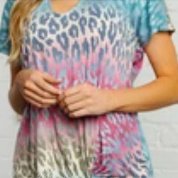 Pink Multi Color Animal Print Top - Picture 1 of 2